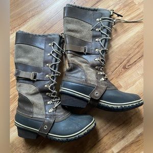 Sorel Conquest Carly tall waterproof boots women’s size 9